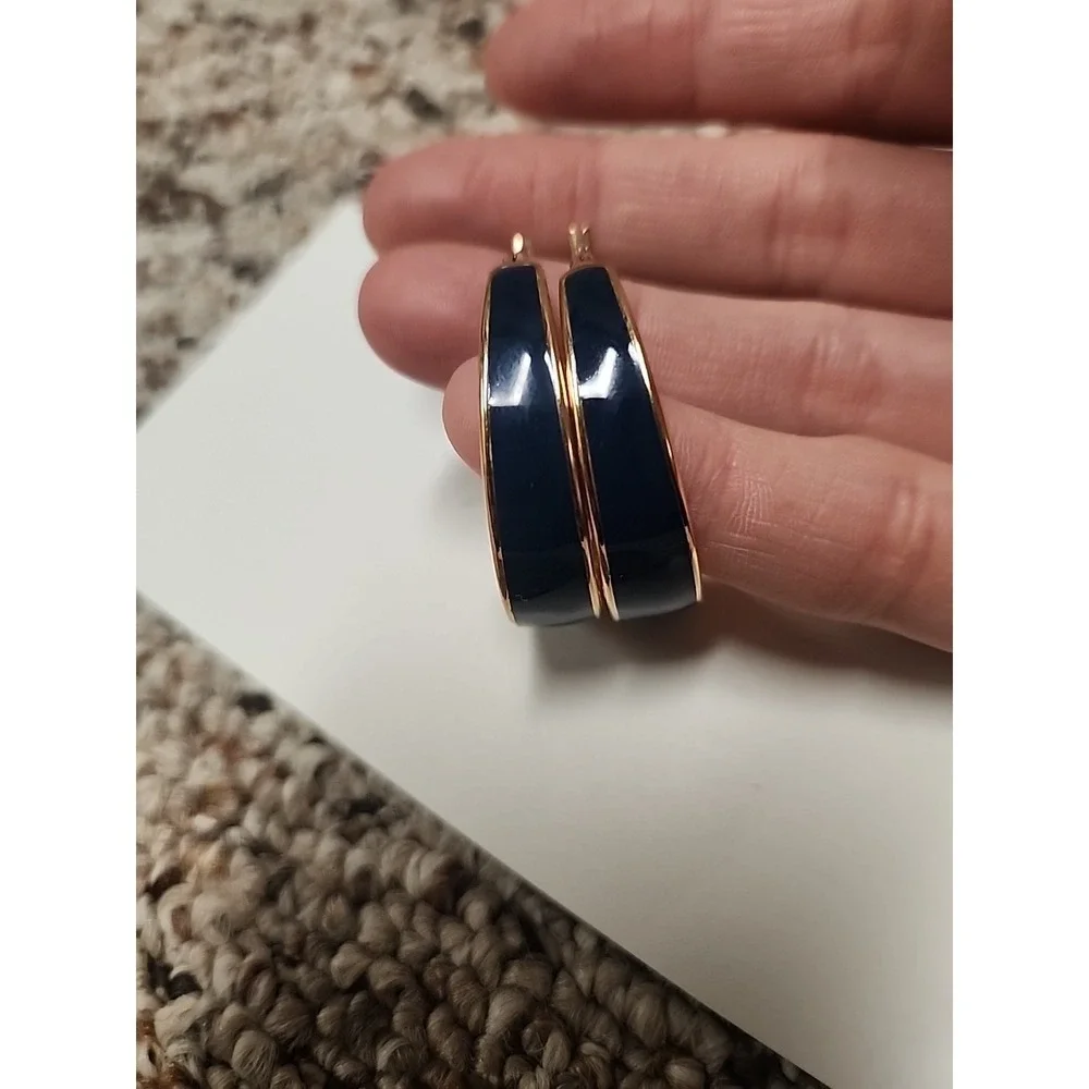 vintage Trifari earrings  pierced